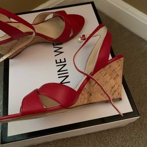 New Nine West leather Wedges